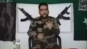  J&K: पुलवामा में हिजबुल आतंकी रियाज नाइकू के मारे जाने की खबर 