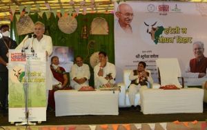 बहुउद्देशीय और सभी के लिए लाभकारी है गोधन न्याय योजना : मुख्यमंत्री भूपेश बघेल बहुउद्देशीय और सभी के लिए लाभकारी है गोधन न्याय योजना : मुख्यमंत्री भूपेश बघेल