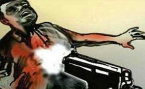 मध्यप्रदेश: निवाड़ी जिले पत्रकार की गोली मारकर हत्या, जांच में जुटी पुलिस मध्यप्रदेश: निवाड़ी जिले पत्रकार की गोली मारकर हत्या, जांच में जुटी पुलिस