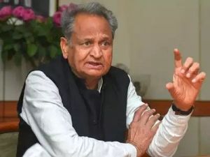 सीएम अशोक गहलोत ने भाजपा पर कसा तंज, कहा- विधायकों की कीमत 10-15 से बढ़कर 20 से 25 करोड़ हुई सीएम अशोक गहलोत ने भाजपा पर कसा तंज, कहा- विधायकों की कीमत 10-15 से बढ़कर 20 से 25 करोड़ हुई