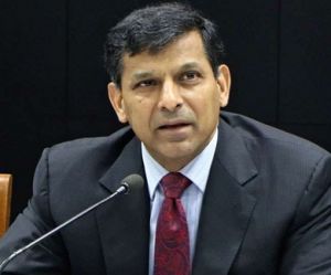 RBI के पूर्व गवर्नर रघुराम राजन बोले- GDP के आंकड़े हम सबके लिए चेतावनी... RBI के पूर्व गवर्नर रघुराम राजन बोले- GDP के आंकड़े हम सबके लिए चेतावनी...
