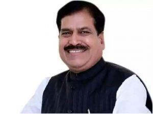 रेल राज्य मंत्री सुरेश अंगड़ी का कोरोना वायरस से निधन रेल राज्य मंत्री सुरेश अंगड़ी का कोरोना वायरस से निधन