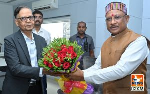 मुख्यमंत्री श्री विष्णु देव साय से 16वें वित्त आयोग के अध्यक्ष श्री अरविंद पनगढ़िया ने सौजन्य मुलाकात की मुख्यमंत्री श्री विष्णु देव साय से 16वें वित्त आयोग के अध्यक्ष श्री अरविंद पनगढ़िया ने सौजन्य मुलाकात की