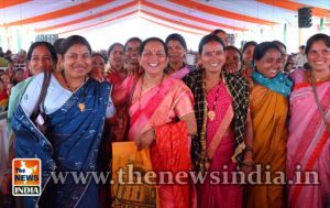 महतारी वंदन का उपहार, हर महीने खुशियों का रिचार्ज महतारी वंदन का उपहार, हर महीने खुशियों का रिचार्ज