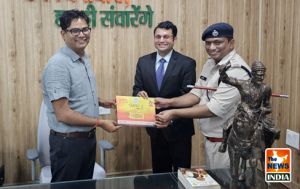 वित्त मंत्री श्री ओ.पी.चौधरी को चक्रधर समारोह में शामिल होने के लिए कलेक्टर व एसपी ने किया आमंत्रित वित्त मंत्री श्री ओ.पी.चौधरी को चक्रधर समारोह में शामिल होने के लिए कलेक्टर व एसपी ने किया आमंत्रित