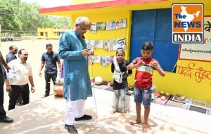 मुख्यमंत्री बने बच्चों के प्यारे अभिभावक...