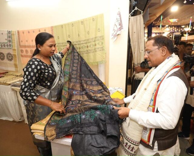 छत्तीसगढ़िया स्वाद से महक उठा केवड़िया : एकता नगर में छत्तीसगढ़ के पर्यटन एवं संस्कृति की गूंज छत्तीसगढ़िया स्वाद से महक उठा केवड़िया : एकता नगर में छत्तीसगढ़ के पर्यटन एवं संस्कृति की गूंज