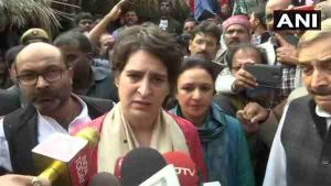  उन्नाव गैंगरेप : प्रियंका गांधी बोलीं- 'मैंने सुना है कि दोषियों का बीजेपी से है संबंध'