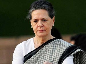  आज कांग्रेस अध्यक्ष सोनिया गांधी का जन्मदिन, लेकिन नहीं मनाने का फैसला 