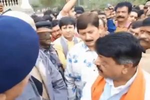  कैलाश विजयवर्गीय के इंदौर को आग लगाने की धमकी पर भड़की कांग्रेस, क्या किसी की जागीर है ?