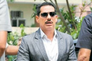  रॉबर्ट वाड्रा के करीबी सीसी थंपी को ED ने किया गिरफ्तार