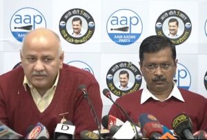  AAP घोषणापत्र : 24 घंटे खुलेंगे बाजार, पढ़ाया जाएगा देशभक्ति का कोर्स