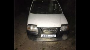  एक बार फिर पुलवामा में बड़े आतंकी घटना को अंजाम देने के फिराक में थे आतंकी, बड़ी मात्रा में विस्‍फोटक से भरी थी कार  