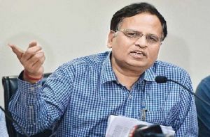  दिल्ली के स्वास्थ्य मंत्री सत्येंद्र जैन को तेज़ बुख़ार और सांस लेने की समस्या, हॉस्पिटल में भर्ती 