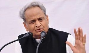  राजस्थान के CM गहलोत के करीबियों पर आयकर विभाग की छापेमारी