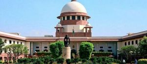  सुप्रीम कोर्ट का आदेश, हटाई जाएंगी रेलवे लाइन के पास की करीब 48,000 झुग्गी-झोंपड़ियां