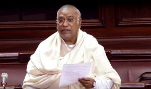 मल्लिकार्जुन खड़गे होंगे नेता प्रतिपक्ष, राज्यसभा में गुलाम नबी आजाद की लेंगे जगह'