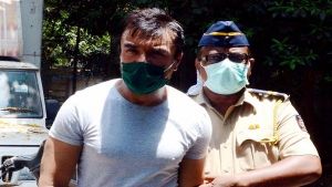  एक्टर एजाज खान गिरफ्तार, एनसीबी के आरोप को बताया बेबुनियाद