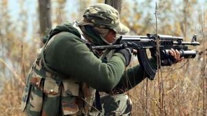 जम्मू कश्मीर के बांदीपोरा मुठभेड़ में, दो आतंकी ढेर, 3 जवान घायल