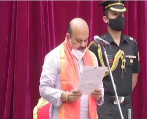  कर्नाटक : बसवराज बोम्मई ने ली CM पद की शपथ...