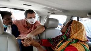 दिल्ली नाबालिग रेप-मर्डर केस : राहुल गांधी ने की पीड़िता के परिजनों से मुलाकात