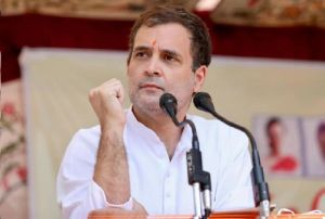  मोदी सरकार सिर्फ मित्रों के साथ : राहुल गांधी 