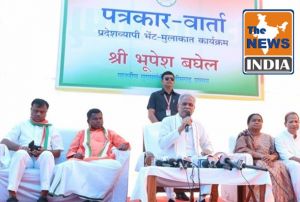 प्रेसवार्ता : पत्रकारों को संबोधित करते हुए मुख्यमंत्री बघेल ने कहा कि वन संसाधन और वनाधिकार पट्टे दिए जा रहे, फलदार वृक्ष से पेड़ कटाई रुकेगी...