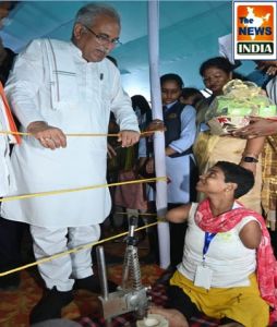 जशपुर में दिव्यांग रोशन कर रहे आत्मनिर्भरता का उजाला
