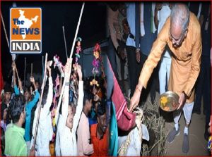 मुख्यमंत्री भूपेश बघेल ने ग्रामीण जनों के साथ मनाया गोवर्धन पूजा...