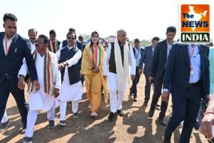 मुख्यमंत्री श्री भुपेश बघेल भेंट-मुलाकात के लिए कसडोल विधानसभा अंतर्गत विकासखंड पलारी के ग्राम पंचायत ओड़ान पहुंचे...