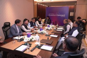 छत्तीसगढ़ और गुजरात के बीच विकास, तकनीक, संस्कृति और निवेश का नया अध्याय : मुख्यमंत्री विष्णु देव साय का गुजरात प्रवास रहा ऐतिहासिक और सार्थक छत्तीसगढ़ और गुजरात के बीच विकास, तकनीक, संस्कृति और निवेश का नया अध्याय : मुख्यमंत्री विष्णु देव साय का गुजरात प्रवास रहा ऐतिहासिक और सार्थक